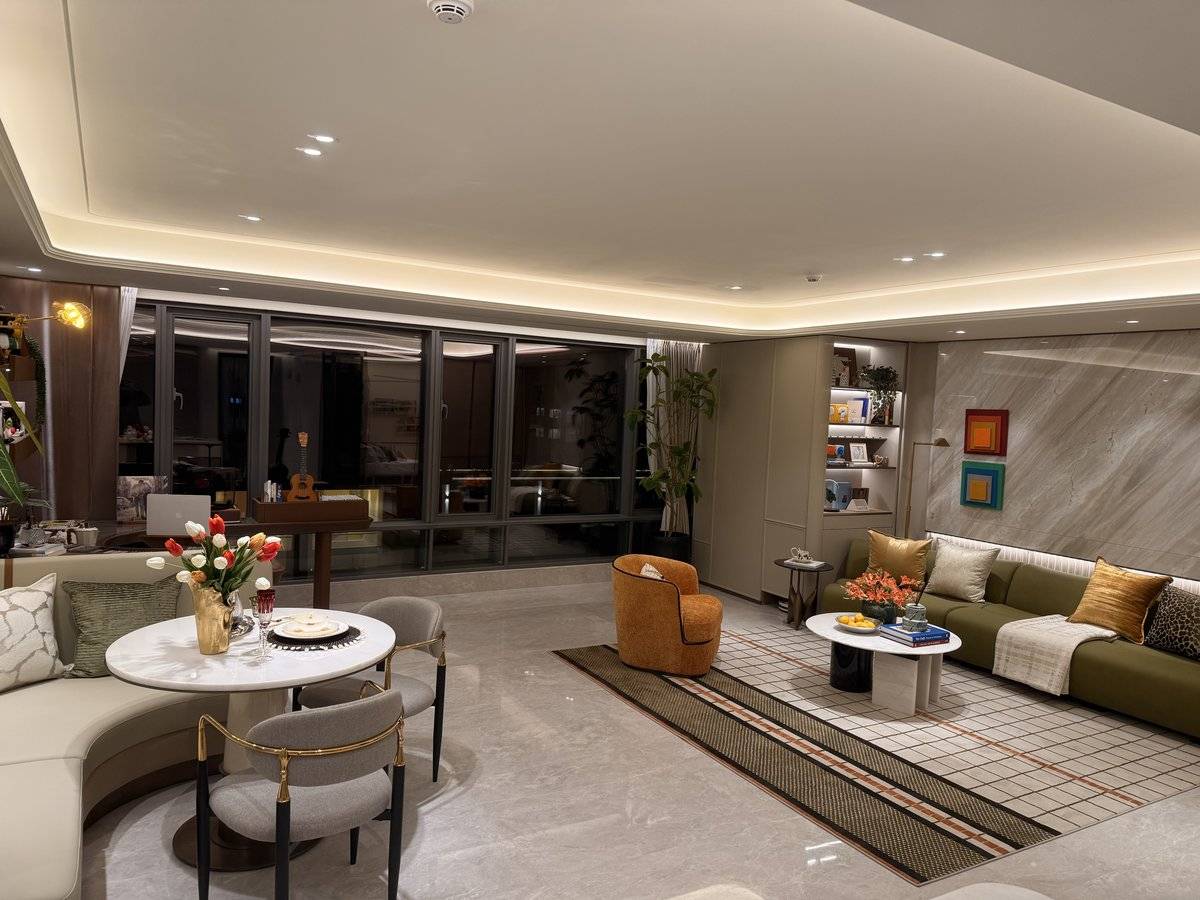 �ƺ��������