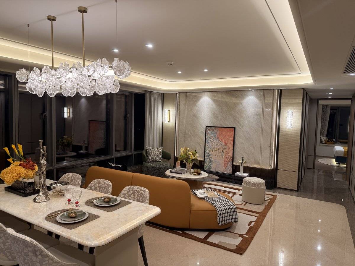 �ƺ��������