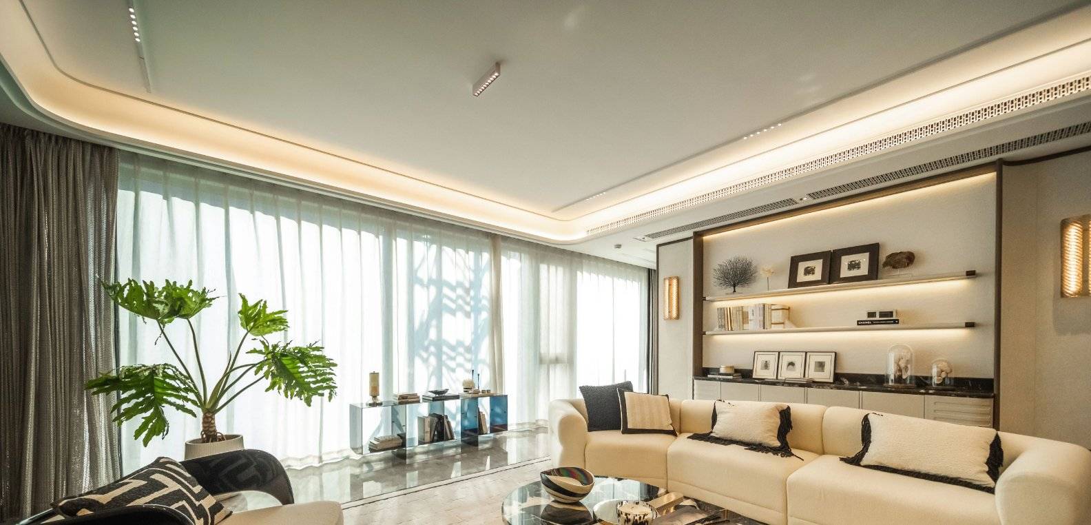 ���������������